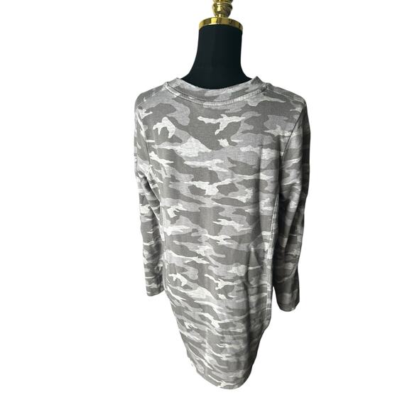 Athleta Gray Camo Dress Large | Activewear Athleisure Pockets | Cozy Functional - Picture 7 of 8